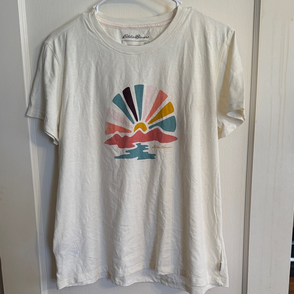 Eddie Bauer Cream T-Shirt with Colorful Graphic